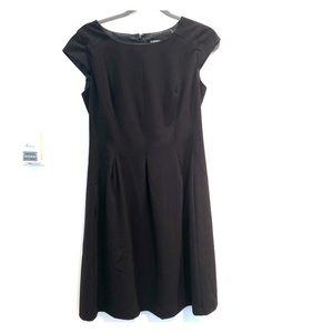 Roz & Ali size 4 fit and flare black dress